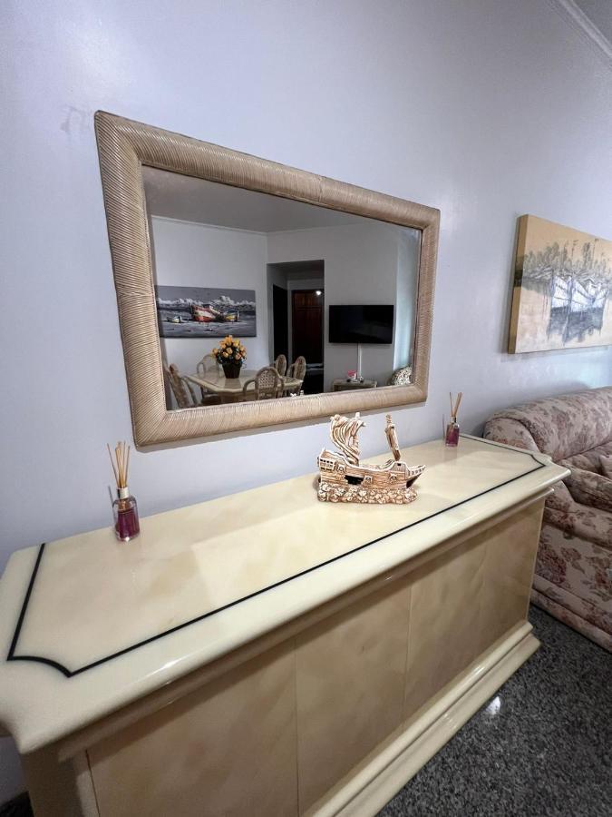 Apartamento No Guaruja Enseada A Beira Mar, Otima Localidade E Com Ar Condicionado Dış mekan fotoğraf